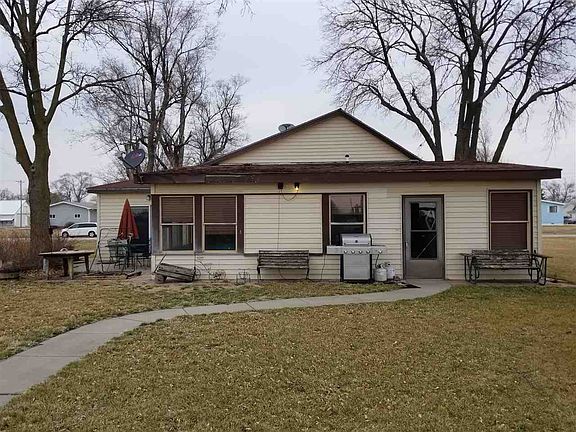 2nd image of 509 E 11th St