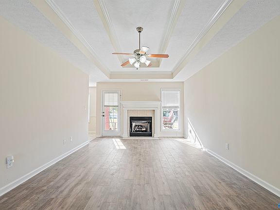 4th image of 18407 Foxford Ln E
