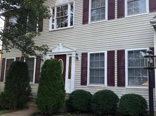 82 Spring Lake Dr, Stafford, VA 22556