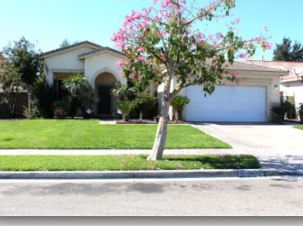 11170 Blackwood St, Fontana, CA 92337