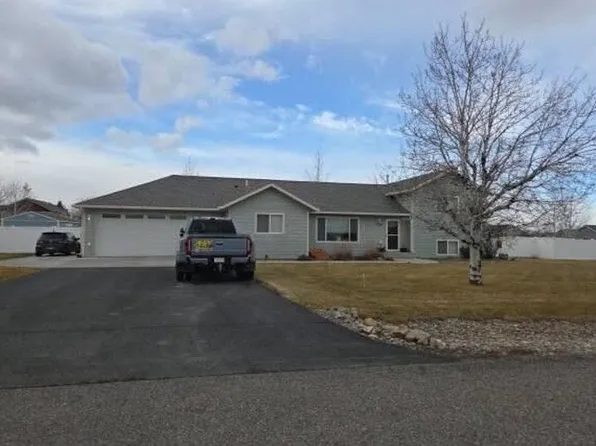 3328 Cattail Dr, Helena, MT 59602