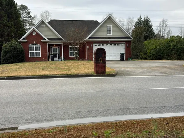 3601 Garden Lakes Pkwy NW, Rome, GA 30165