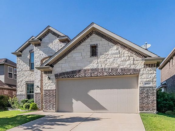3rd image of 11621 Parade Dr