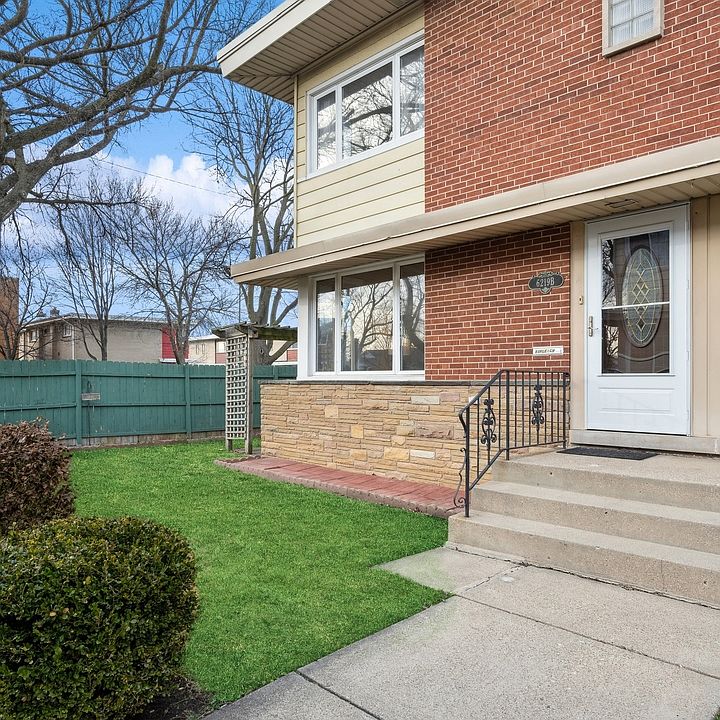 1st image of 6219 N Cicero Ave