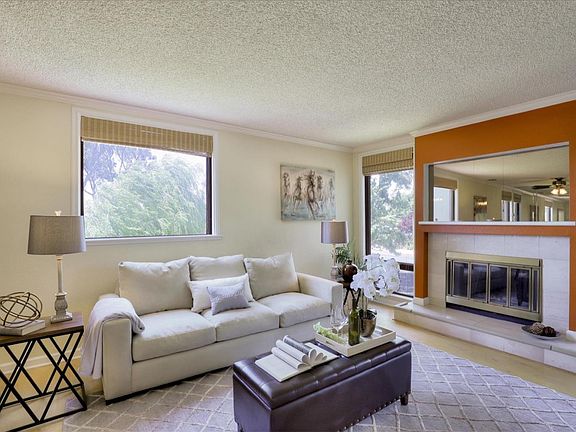 4th image of 780 Sea Spray Ln APT 114