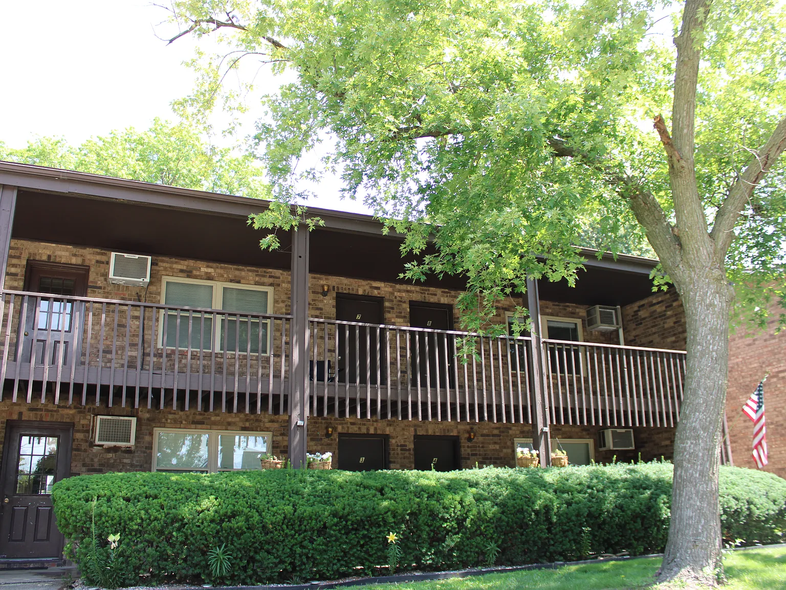 2 bed, 789 sqft, $1,100 — Photo 1