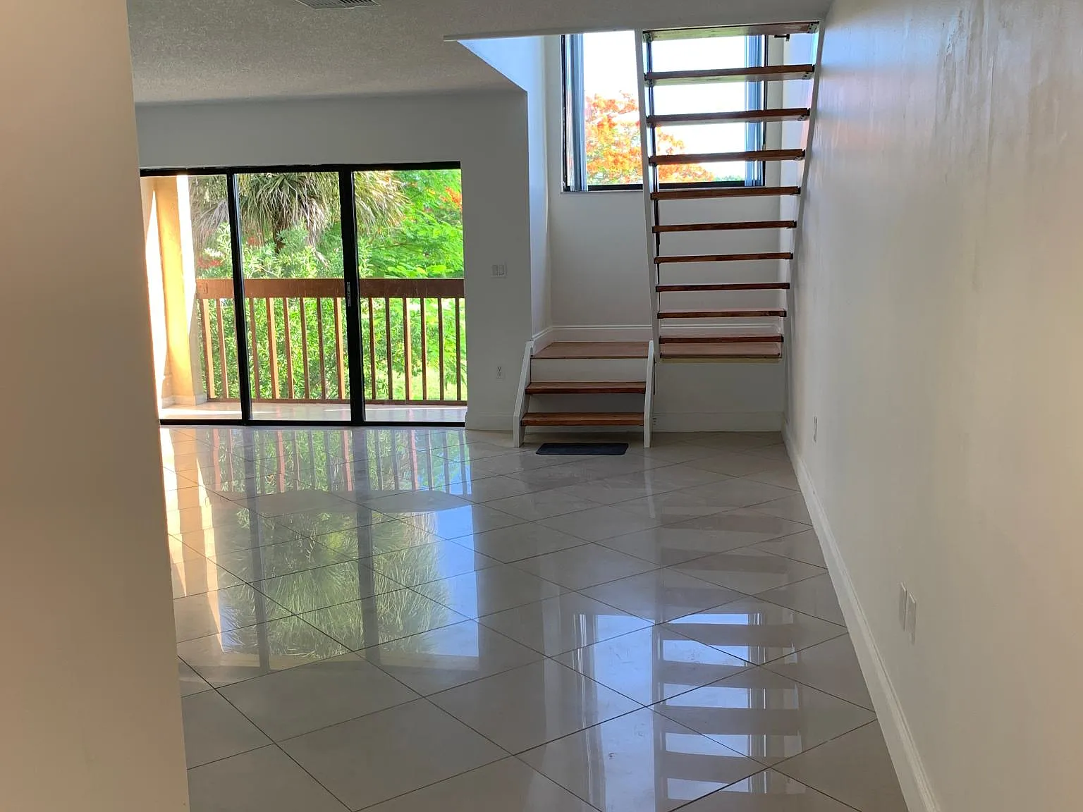2 bed, 2.5 bath, 1520 sqft, $2,900 — Photo 3