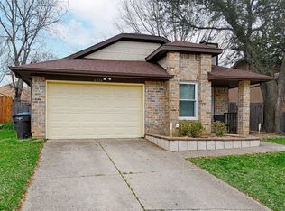 6728 Windwillow Dr, Fort Worth, TX 76137