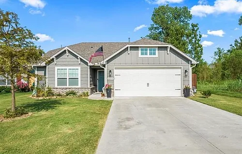 6609 S 20th Pl Photo 1