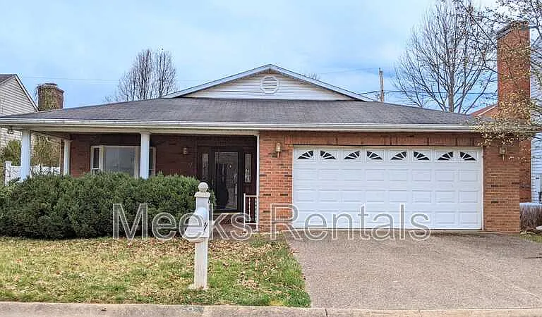 9 Romar Ct — Photo 1