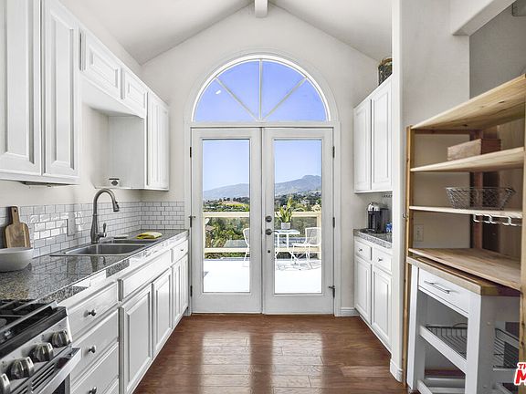 4th image of 29355 Heathercliff Rd