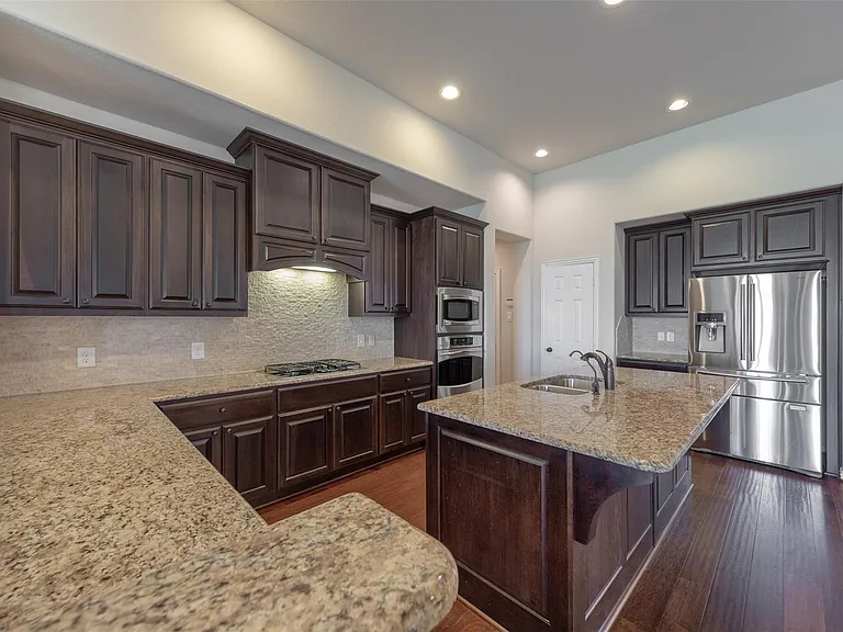 10406 Mossback Pine Rd — Photo 25