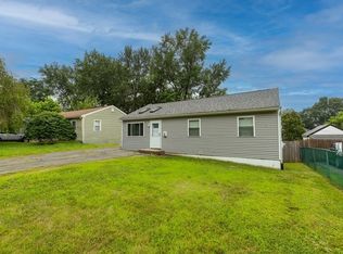 36 Jardine St, Springfield, MA 01107