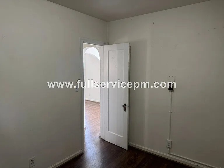 3124 Colby Ave — Photo 16