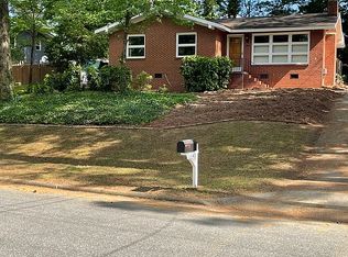 2509 Emerald Dr, Greensboro, NC 27403