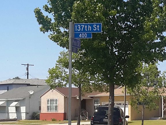 5th image of 402 E 137th St