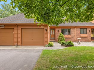 1326 Bent Tree Dr, Hudsonville, MI 49426