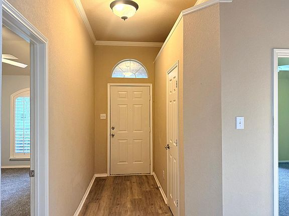 4th image of 4501 Aspen Glen Rd