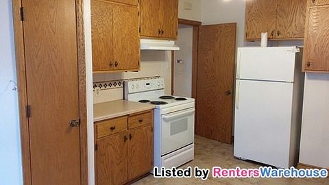 3rd image of 5704 Vincent Ave S