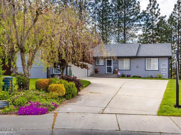 2085 N Stagecoach Dr, Post Falls, ID 83854