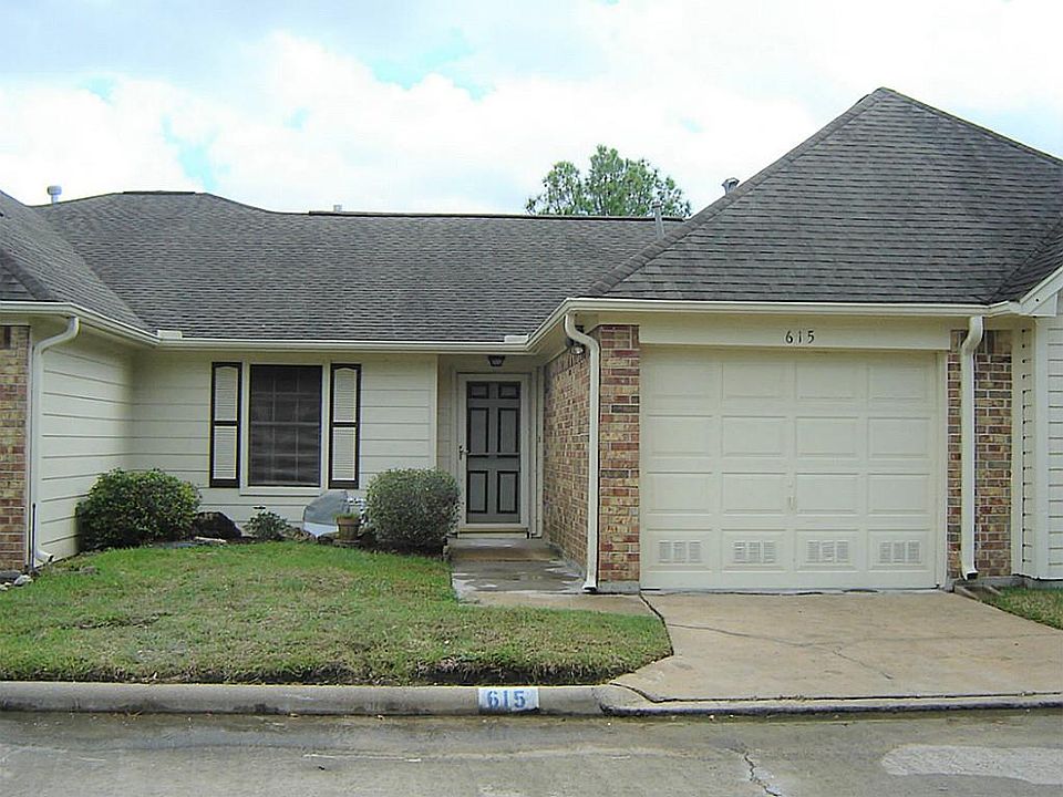 1st image of 615 E Country Grove Cir