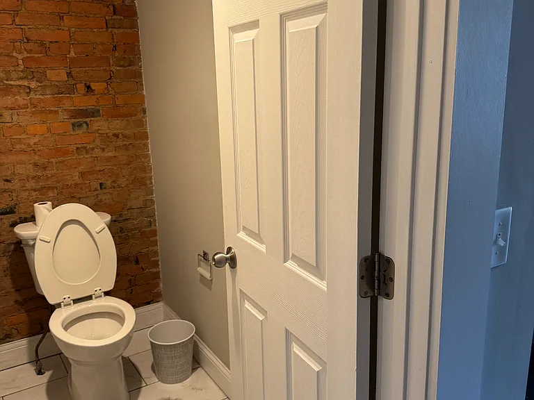 627 Main St #3 — Photo 24