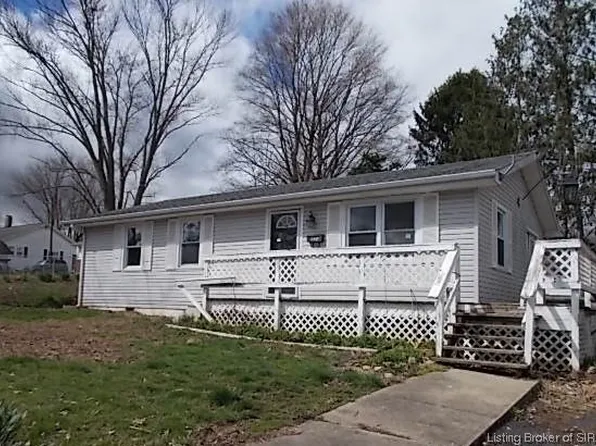 604 W Mulberry Street, Salem, IN 47167