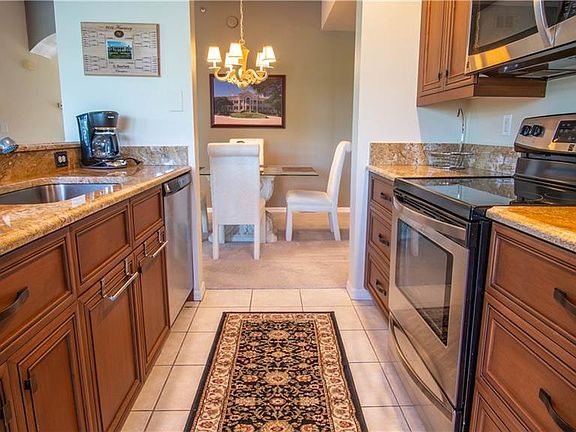 5th image of 7595 Arbor Lakes Ct APT 636