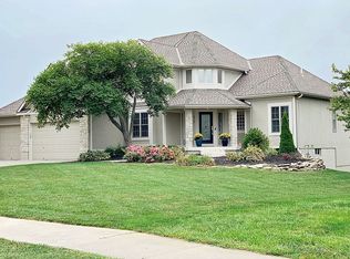 613 Horizon Pkwy, Raymore, MO 64083