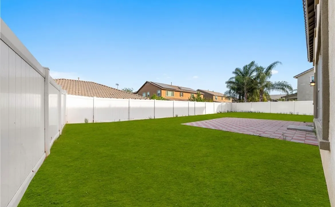 1 bed, 4100 sqft, $1,199 — Photo 3