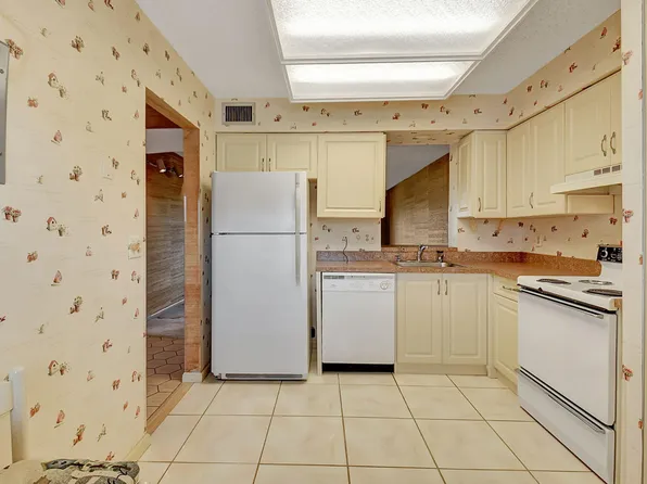 14723 Cumberland Drive #101 B, Delray Beach, FL 33446