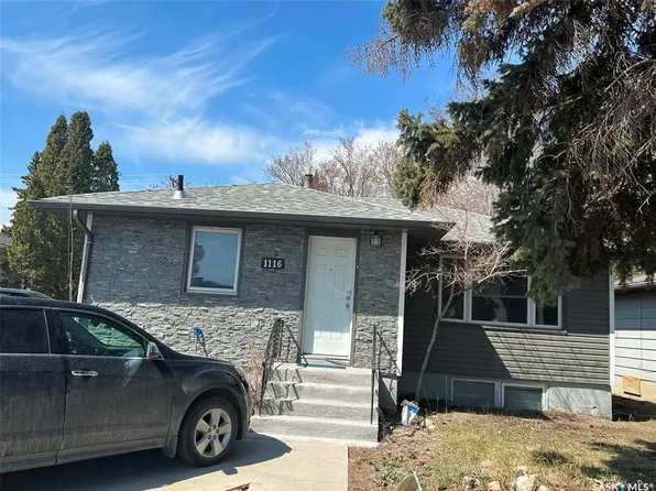 1116 Cumberland AVENUE S, Saskatoon, SK S7H 2L7