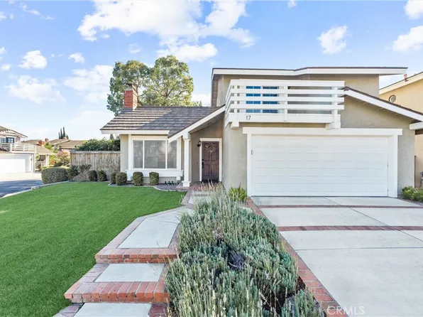 17 Las Alforjas, Rancho Santa Margarita, CA 92688