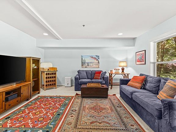 3rd image of 60 Homestead Lane
