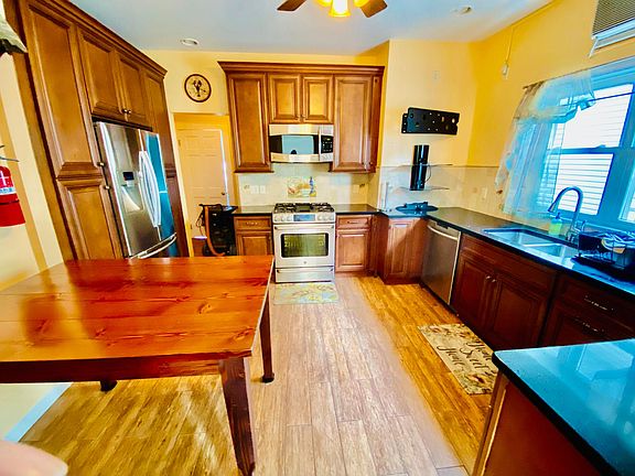 Eat in kitchen with granite top ,stainless steal appliances ,