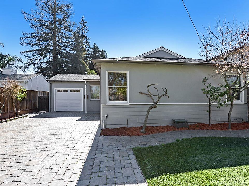 1st image of 884 15th Ave