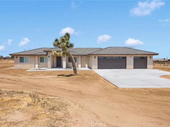 8966 Sunset Rd, Phelan, CA 92371