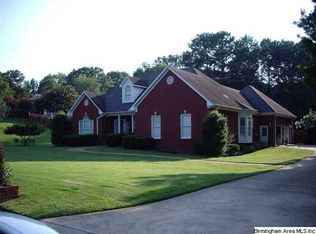5304 Hickory Hill Dr, Trussville, AL 35173