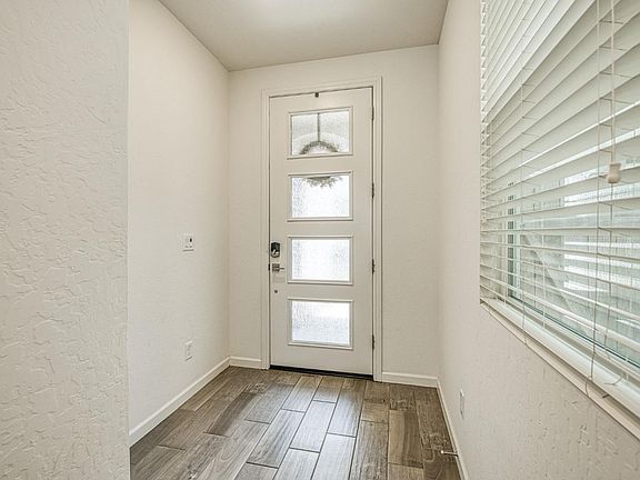 3rd image of 1957 Kelly Ln