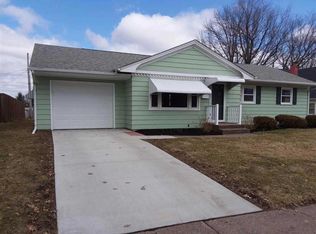 2312 W Rusholme St, Davenport, IA 52804