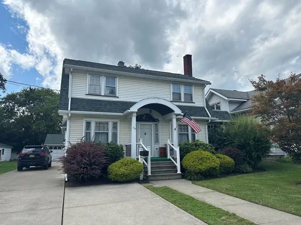 319 N Keystone Ave, Sayre, PA 18840
