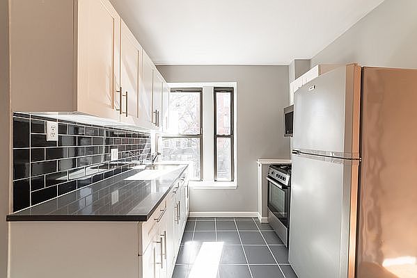 1st image of 250 W 132nd St #4B