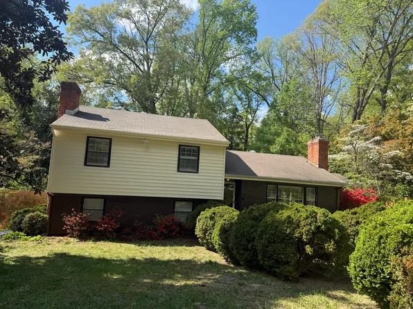 8300 Penobscot Rd, Richmond, VA 23227