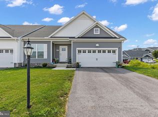 225 Ridge View Ln, Hanover, PA 17331