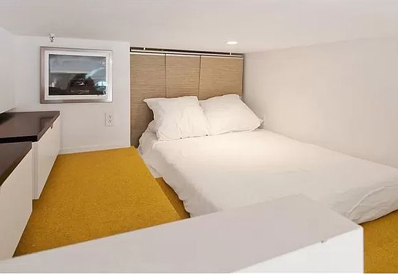 4th image of 395 Smith St APT 2C