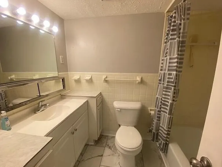 1625 Woodrow Dr #403 — Photo 12