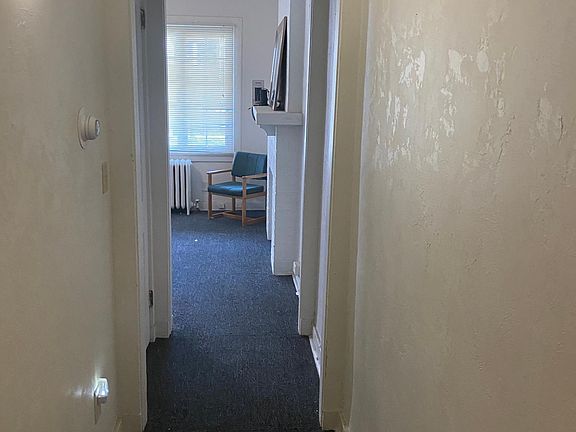 3rd image of 209 Chesterfield Rd