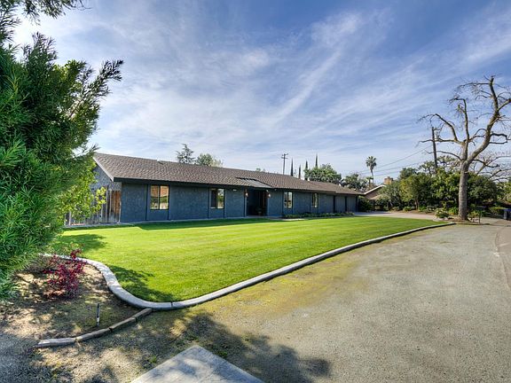 3rd image of 1359 W Moraga Rd