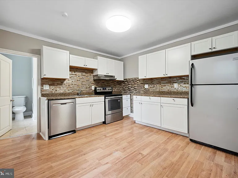 2200 Coral St #2 — Photo 7