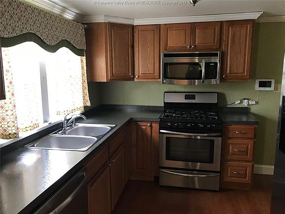 5th image of 5514 Elaine Dr